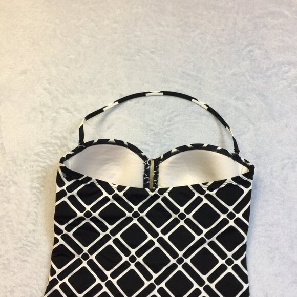 La Blanca Tankini Swimsuit Top Size 6 Womans Black White Geometric Halter Padded - Picture 8 of 9